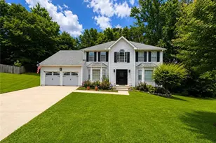 2812 Crestworth Ln, Buford, GA 30519 - Photo 3