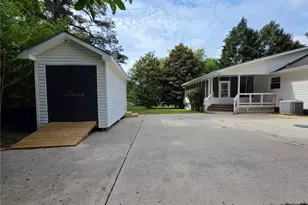 102 Park Pl Dr, Lawrenceville, GA 30046 - Photo 15