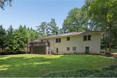 3920 Peachtree Dunwoody Road NE, Atlanta, GA 30342 - Photo 25