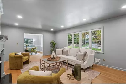 3920 Peachtree Dunwoody Road NE, Atlanta, GA 30342 - Photo 3