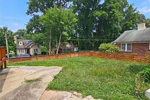 465 Holly St NW, Atlanta, GA 30318 - Photo 31