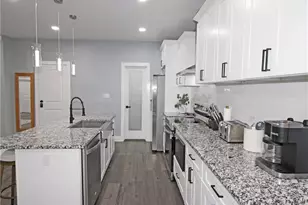 465 Holly St NW, Atlanta, GA 30318 - Photo 11