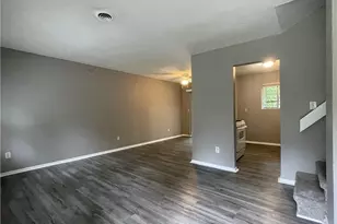 4554 Doral Dr SW, Atlanta, GA 30331 - Photo 3