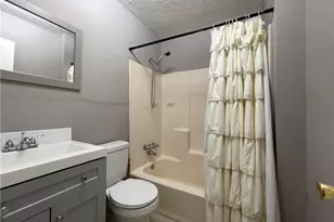 4554 Doral Dr SW, Atlanta, GA 30331 - Photo 17