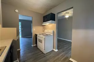 4554 Doral Dr SW, Atlanta, GA 30331 - Photo 7