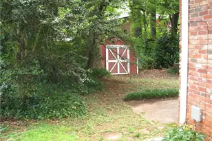 2281 Midvale Cir, Tucker, GA 30084 - Photo 27