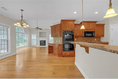 6413 Caledon Court, Locust Grove, GA 30248 - Photo 9