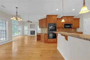 6413 Caledon Ct, Locust Grove, GA 30248 - Photo 9