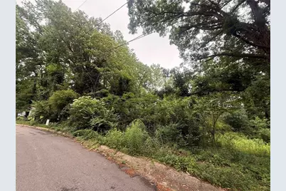 2560 Gordon Circle SE, Smyrna, GA 30080 - Photo 3