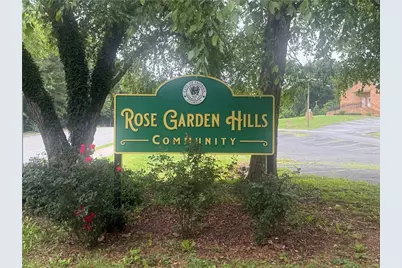 2566 Gordon Circle SE, Smyrna, GA 30080 - Photo 1