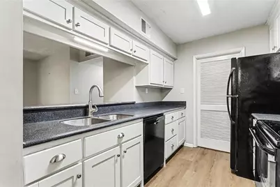 310 Tuxworth Circle, Decatur, GA 30033 - Photo 5