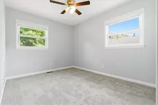 2705 Lincoln Ct NW, Atlanta, GA 30318 - Photo 17