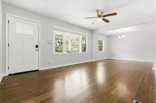 2705 Lincoln Ct NW, Atlanta, GA 30318 - Photo 7