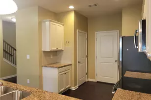 1525 Landmark Ln, Cumming, GA 30040 - Photo 3
