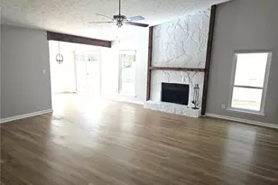 10085 Old Woodland Entry, Johns Creek, GA 30022 - Photo 5