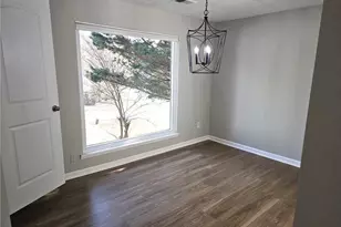 10085 Old Woodland Entry, Johns Creek, GA 30022 - Photo 3