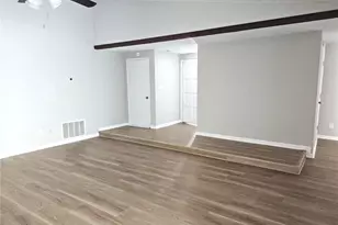 10085 Old Woodland Entry, Johns Creek, GA 30022 - Photo 7