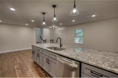 403 Greenwood Drive, Monroe, GA 30655 - Photo 7