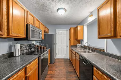 5958 Sherwood Trace, Stonecrest, GA 30038 - Photo 11