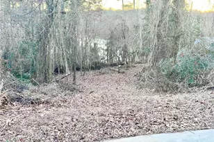 2020 Driftwood Cir, Cumming, GA 30041 - Photo 5
