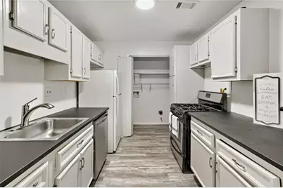 905 Augusta Drive, Marietta, GA 30067 - Photo 7