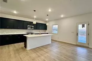 5537 Coalie Trce, Flowery Branch, GA 30542 - Photo 3