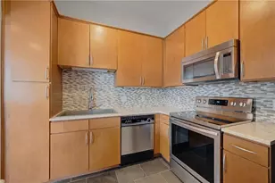 3445 Stratford Rd NE, Atlanta, GA 30326 - Photo 13