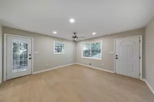 2461 Sherwood Pl SW, Marietta, GA 30008 - Photo 7