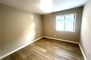 3320 Timbercreek Dr, Lawrenceville, GA 30044 - Photo 13