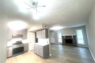 3320 Timbercreek Dr, Lawrenceville, GA 30044 - Photo 5