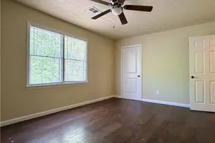 728 Burnt Creek Dr NW, Lilburn, GA 30047 - Photo 11
