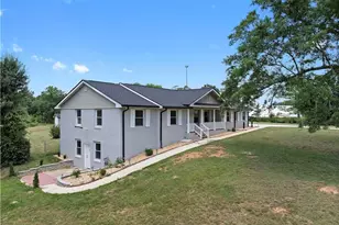 5245 Stonewall Tell Rd, Atlanta, GA 30349 - Photo 3