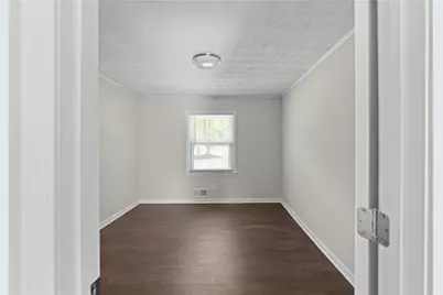 5245 Stonewall Tell Road, Atlanta, GA 30349 - Photo 13