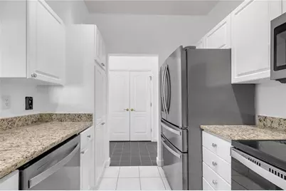 3475 Oak Valley Road NE #650, Atlanta, GA 30326 - Photo 17