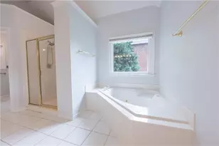1073 Towne Lk Hls E, Woodstock, GA 30189 - Photo 25
