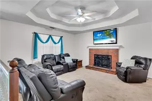 7281 Plum Creek Dr, Gainesville, GA 30507 - Photo 3