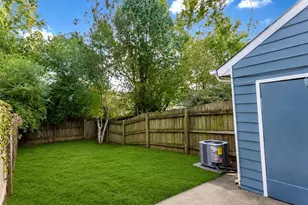 1405 Kennesaw Trace NW, Kennesaw, GA 30144 - Photo 3