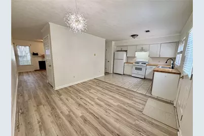 1405 Kennesaw Trace NW, Kennesaw, GA 30144 - Photo 5