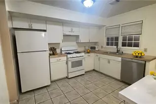 1405 Kennesaw Trace NW, Kennesaw, GA 30144 - Photo 7