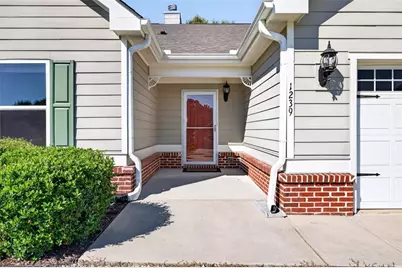 1239 Oak Springs Way, Statham, GA 30666 - Photo 5