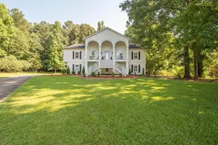 115 Hazelridge Ln, Sharpsburg, GA 30277 - Photo 1