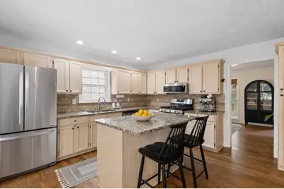 3765 Shallow Court, Marietta, GA 30066 - Photo 3