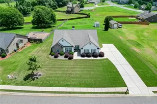 818 Bradmore Ct, Hoschton, GA 30548 - Photo 39