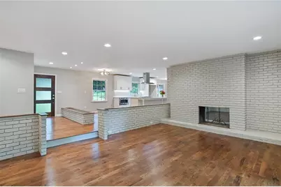 4176 Triple Creek Court NE, Atlanta, GA 30319 - Photo 5