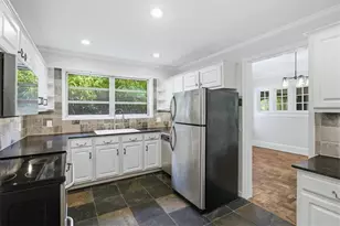 1513 Melrose Dr SW, Atlanta, GA 30310 - Photo 11