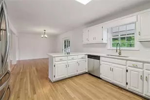2810 Quillians Ct, Gainesville, GA 30506 - Photo 17