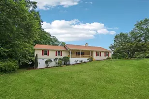 2810 Quillians Ct, Gainesville, GA 30506 - Photo 5