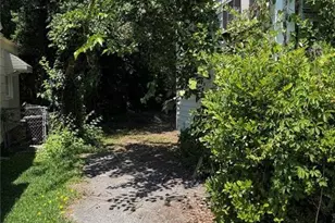 1095 Mimosa Dr, Macon, GA 31204 - Photo 5