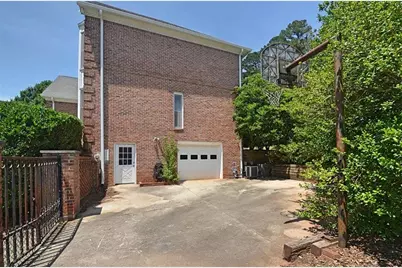 1104 Thorn Apple Court SE, Conyers, GA 30013 - Photo 45