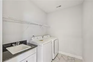 6130 Sweetbay Ln, Alpharetta, GA 30004 - Photo 15